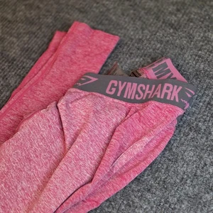 Leggings Gymshark Rosa Brezo Seco Manejo de la Humedad tiro alto para mujer pequeños - Imagen 1 de 6