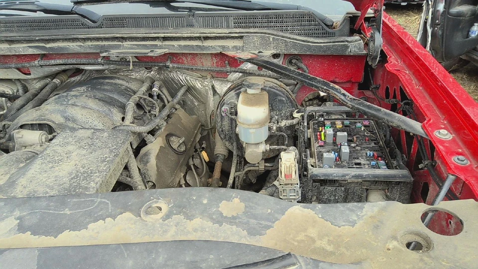 Cilindro maestro 16 GMC SIERRA 1500 Foto 1 de 1