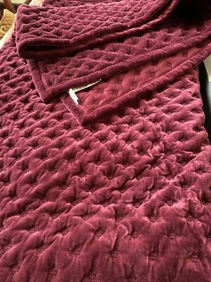 Frongate Rumi Velvet /Cotton Quilt /Bed Spread Burgundy Queen 98”x96” luxurious - Image 1 of 4