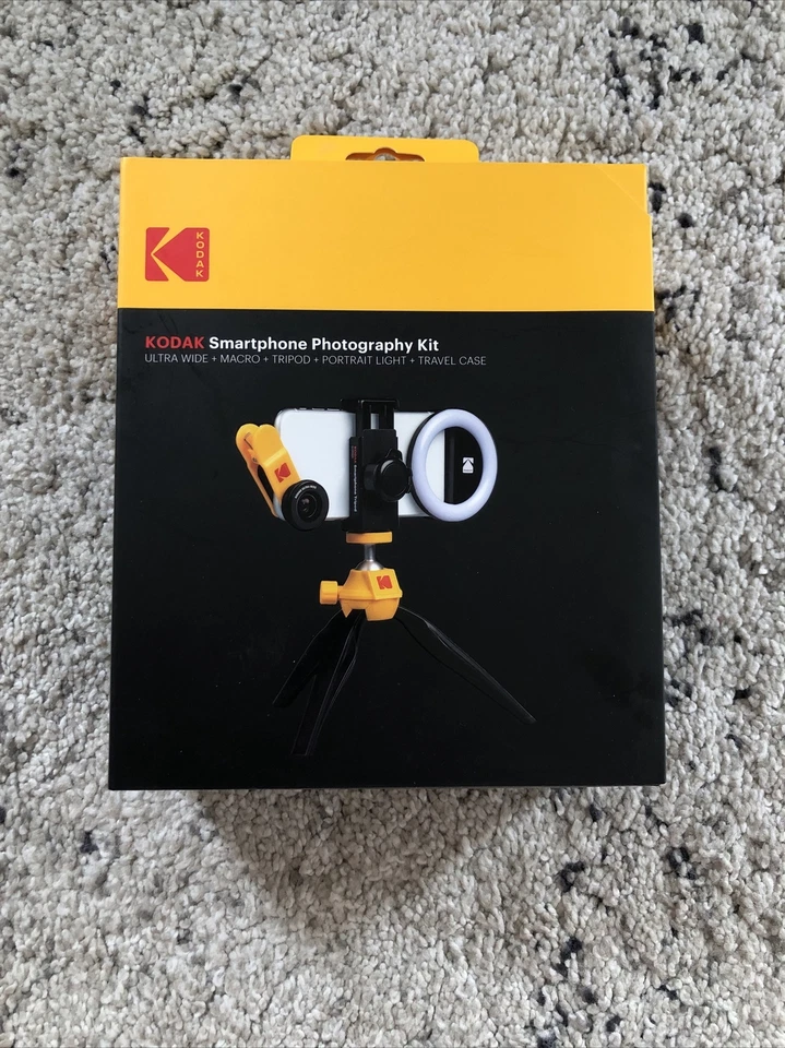 Фотографический комплект для смартфона Kodak с 2 объективами, светом и штативом в чехле - Изображение 1 из 4