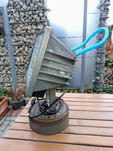 Halogenstrahler 1000 Watt mit Fuß- undAnschlußkabel - Bild 1 von 3