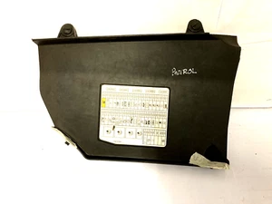 Rover 75 MG ZT gasolina compartimento de pasajeros cubierta caja de fusibles/etiqueta de identificación YQS101845 - Imagen 1 de 2