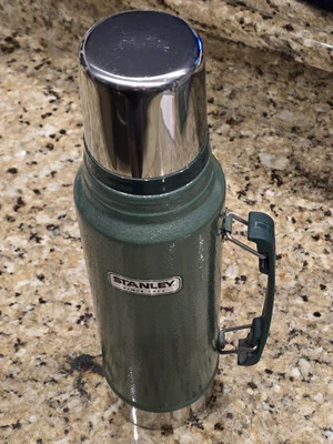 Stanley Thermos With Handle 1.1 Qt 1 Liter Green Vacuum Bottle Stainless - Image 1 of 4