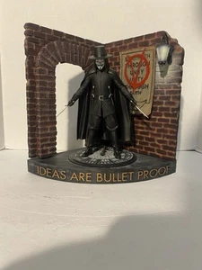 V wie Vendetta Figur - Bild 1 von 3