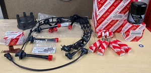 OEM 1993-1997 TOYOTA LAND CRUISER IN-LINE 6 TUNE UP KIT WITH SPARK PLUGS WIRES - Picture 1 of 1