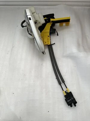 KIA SPORTAGE FRONT LEFT DRIVER SIDE EXTERIOR DOOR HANDLE OEM 2017 - 2022 - Image 1 of 4