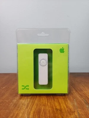 New Sealed Apple iPod shuffle 1st Generation White (512MB)            MA133LL/A  - Image 1 of 4