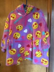 Emoji Fleece Wearable Blanket Poncho Hoodie Size 4-10 - Picture 1 of 3