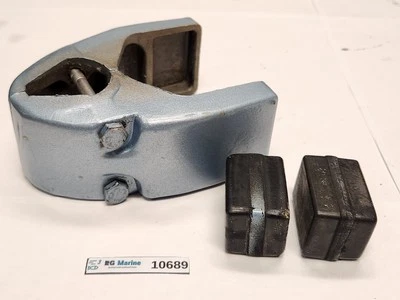 OMC Johnson Evinrude 9.9 15hp Lower Mount Bracket & Bushings 329020 1977-92 - Image 1 of 4