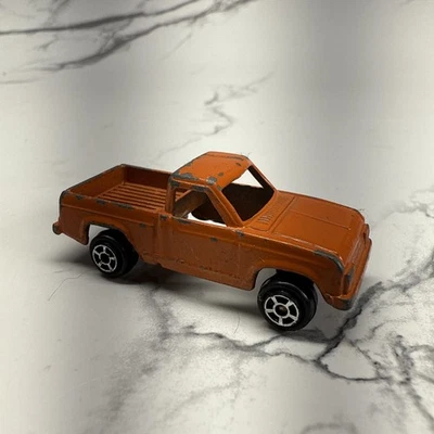 Camioneta pickup Tootsie Toy vintage de acero prensado naranja diecast 2" Foto 1 de 4