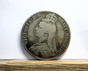 Antique QUEEN VICTORIA SILVER UK 'Jubilee Head' CROWN COIN c1891 - Picture 1 of 3