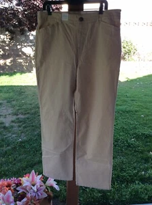 Croft & Barrow Size 16 NWT Secretly Slimming Straight Leg Pants Inseam 31" - Picture 1 of 4