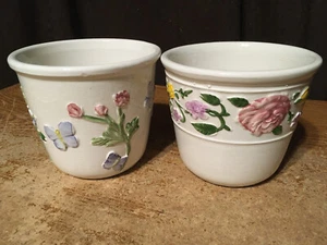 TWO BASSANO PORCELAIN CERAMIC PLANTER POT ITALY 4.5" X 5" FLOWERS BUTTERFLY - Picture 1 of 13
