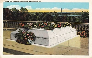 Postkarte VA Arlington Virginia Grab unbekannter Soldat Oblisk Blumen Kalkstein A17 - Bild 1 von 3