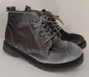 Girls Piper Gray Velvet Velour Combat Boots Size 12 M - Picture 1 of 7