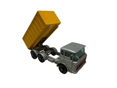 Matchbox Lesney Superfast #47 DAF Tipper Container Dump Truck Diecast Toy Car - Image 1 of 4