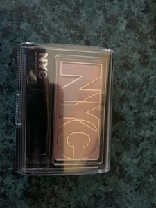 NYC Cheek Glow Powder Blush 651 Riverside Rose - NEW SEALED - Picture 1 of 4