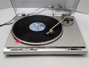 Technics SL-Q30 Record Turntable-Made In Japan 1982-With Cover-Tested Works - Picture 1 of 9