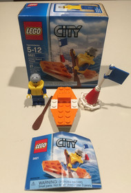 2008 Lego City 5621 Coast Guard Kayak Complete Box and Instructions