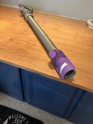Piezas de aspiradora Dyson DC07 DC14 mango de tubo de aspiradora de extensión de varita púrpura Foto 1 de 2