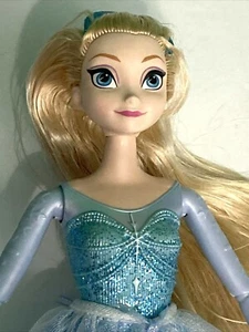 Disney Frozen Ice Skating Elsa Barbie Doll Articulated Arms - Picture 1 of 8