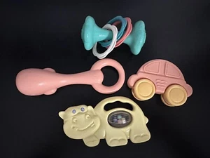 4 Vintage Baby Rasseln *süß* - Bild 1 von 5