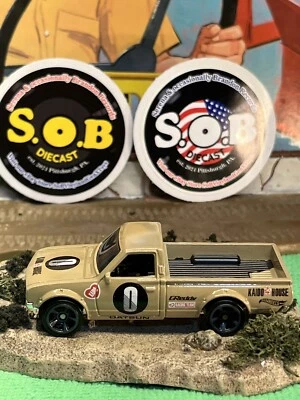 Hot Wheels Datsun 620 Pickup Truck Tan Diecast USED NM Condition - Image 1 of 4