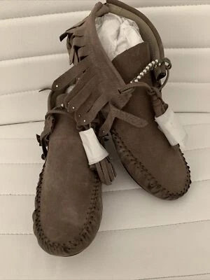 Bernardo Padova Wood Nubrush Women’s Mocasines Tassel Suede Boots size 7.5 M - Image 1 of 4