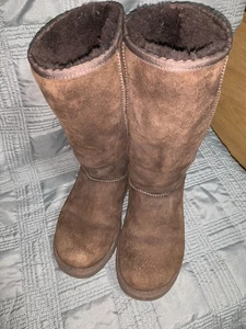 Botas altas Ugg Australia Classic II piel de oveja castaño para mujer talla 7 S/N 5815 - Imagen 1 de 8