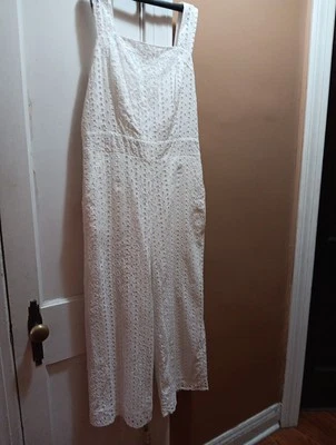 MAISON JULES women's sleeveless eyelet crop jumper white lined pockets Size 10 - Image 1 of 4