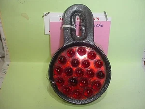 Vintage 3" Red Glass Reflector with 19 bumps - Picture 1 of 2