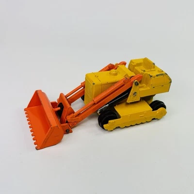 1970 Matchbox King Size CAT Traxcavator Tractor K-8 Lesney - Image 1 of 4
