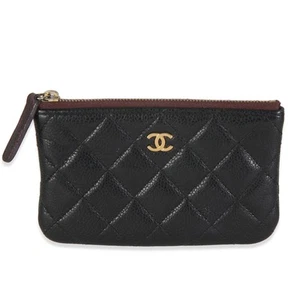 Chanel Black Quilted Caviar Small Cosmetic Case - Imagen 1 de 7