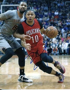 Eric Gordon Autographed 8x10 New Orleans Pelicans Free Shipping #S2484A - Picture 1 of 1
