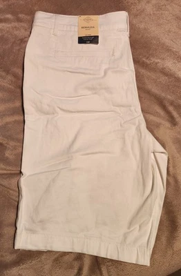 St John's Bay - Women's Bermuda Shorts (Size 16) - Image 1 of 4