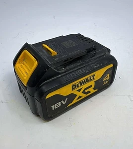 DeWalt 18V 4.0Ah XR Cordless Battery DCB182 - Picture 1 of 4
