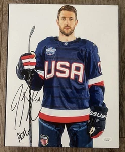 Jaccob Slavin Signed 11x14 Canvas JSA Carolina Hurricanes United States USA - Picture 1 of 3