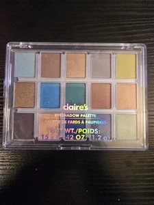 Claire's Makeup Kit Box Eyeshadow Palette  15 Colors  - Picture 1 of 2