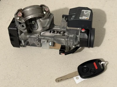 Conjunto de cilindro de bloqueo de interruptor de encendido Honda Fit A/T 2008 con llave 39730-SCV-A010 Foto 1 de 3