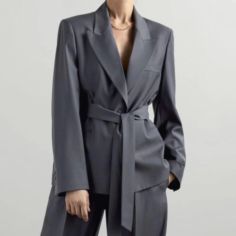 Nuevo con etiquetas Zara mezcla de lana para mujer con cinturón - S Foto 1 de 4