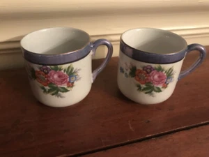 Pair of tiny S.G.K. China demitasse cups, Made in Occupied Japan - Picture 1 of 4