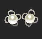 Atemberaubende handgefertigte 10,5 - 11 mm weiße Edison runde kultivierte Perlenstecker Ohrringe