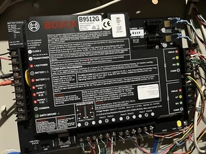Bosch B9512G Commercial Fire Control Panel With A Meter Box - Picture 1 of 4