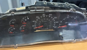 Instrument Cluster for 1999 Ford Diesel F-350 Super Duty XC3F-10C956-C - Picture 1 of 7