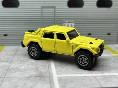 2015 火柴盒兰博基尼 LM002 黄色散装 — 第 1/2 张图片