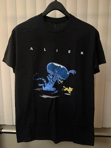 NWT Men's Ripple Junction Alien Movie Xenomorph Black Shirt Size Medium - Picture 1 of 5