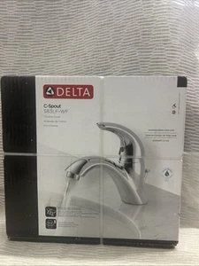 Delta 583LF-WF C-spout 1 Hole Bathroom Faucet, Center set - Chrome - Picture 1 of 1