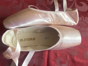 Spitzenschuh Ballett von Bleyer Gr. 42 - Bild 1 von 4