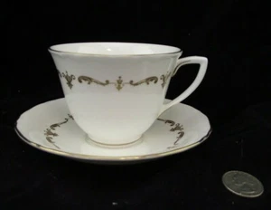 TAZA DE TÉ Y PLATILLO ROYAL WORCESTER GOLD CHANTILLY DEMITASSE ¡TALLA INFANTIL! .  - Imagen 1 de 5