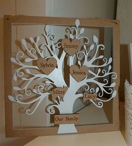 Personalised wooden family tree white shabby chic 15 names frame decoration - Picture 1 of 3